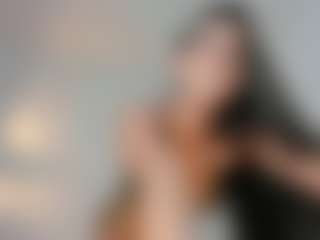 Live cam show with RebeccaBaxter - Fingers on eurowanks.com