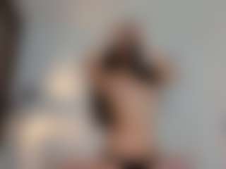 Live cam show with RebeccaBaxter - Brown Hair on Livezox