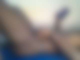 Live cam show with sexy-darks - Ebony MILF on xDating