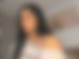 Live cam show with Thalia Fernandez - Big Tits on live18s.com