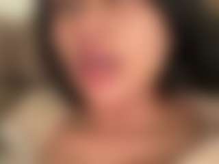 Thalia Fernandez's Live Sex Cam Show