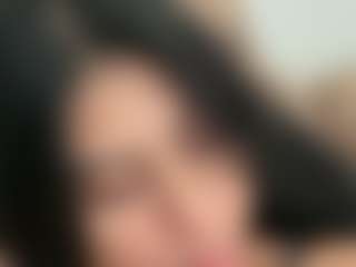Thalia Fernandez's Live Sex Cam Show