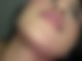 Thalia Fernandez's Live Sex Cam Show