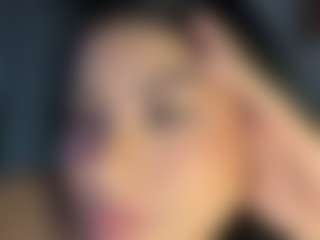 Live cam show with Thalia Fernandez - Strip Toys on liverealitysex.com