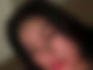 Thalia Fernandez's Live Sex Cam Show