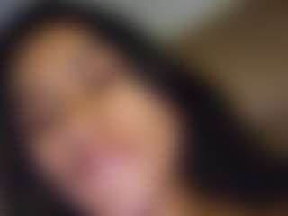 Thalia Fernandez's Live Sex Cam Show