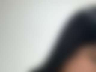 Thalia Fernandez's Live Sex Cam Show