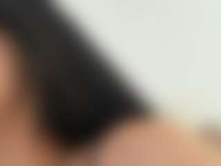 Thalia Fernandez's Live Sex Cam Show