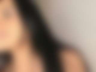 Thalia Fernandez's Live Sex Cam Show