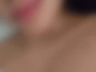 Thalia Fernandez's Live Sex Cam Show