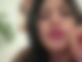 Thalia Fernandez's Live Sex Cam Show