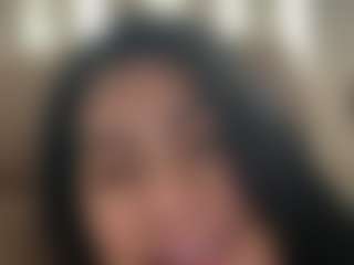 Thalia Fernandez's Live Sex Cam Show