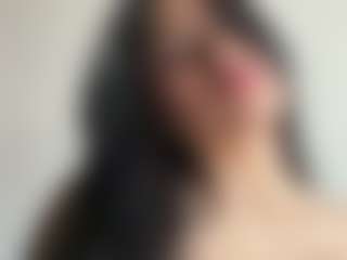 Thalia Fernandez's Live Sex Cam Show