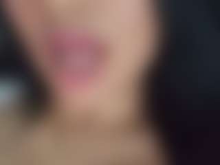 Thali's Live Sex Cam Show