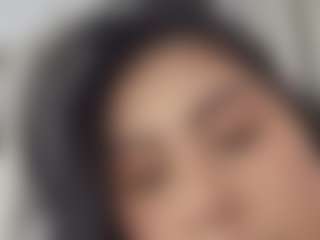 Thali's Live Sex Cam Show