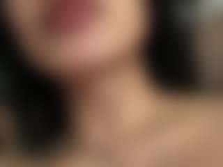 Thali's Live Sex Cam Show