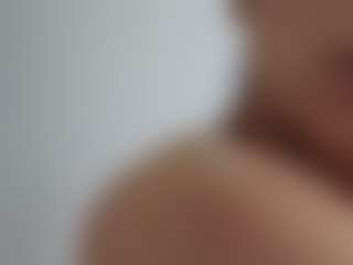 Thali's Live Sex Cam Show