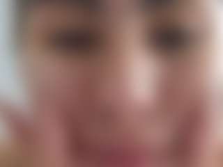 Live cam show with Thali - Horney on Dare Cams