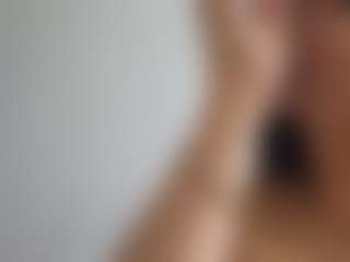 Thali's Live Sex Cam Show