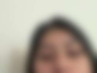 Thali's Live Sex Cam Show
