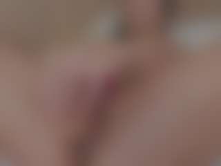 Live cam show with Isabela ⭐ - Brown Hair on milfzrlive.com