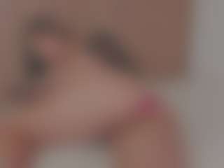 Live cam show with Isabela ⭐ - Brown Hair on milfzrlive.com