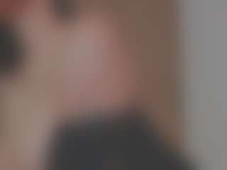 Live cam show with Isabela ⭐ - Brown Hair on pussylord.com