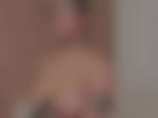 Isabela ⭐'s Live Sex Cam Show