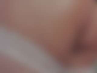Isabela ⭐'s Live Sex Cam Show