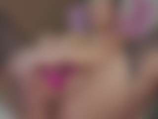 Isabela ⭐'s Live Sex Cam Show