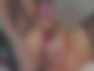 Live cam show with Isabela ⭐ - Big Ass on StripNow