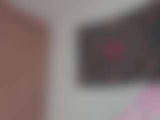Isabela ⭐'s Live Sex Cam Show
