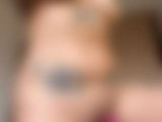 Isabela ⭐'s Live Sex Cam Show