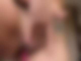 Isabela ⭐'s Live Sex Cam Show