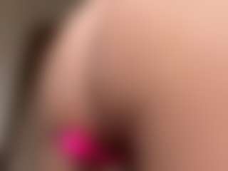 Isabela ⭐'s Live Sex Cam Show