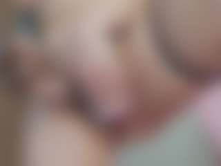 Isabela ⭐'s Live Sex Cam Show