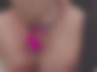 Isabela ⭐'s Live Sex Cam Show