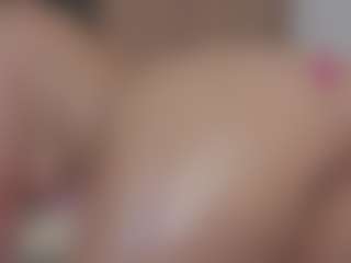 Live cam show with Isabela ⭐ - Solo on Camsoda