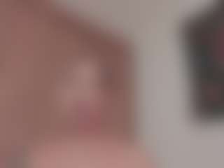 Isabela ⭐'s Live Sex Cam Show