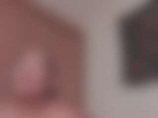 Isabela ⭐'s Live Sex Cam Show