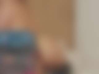 Isabela ⭐'s Live Sex Cam Show