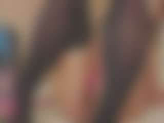 Isabela ⭐'s Live Sex Cam Show