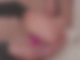 Isabela ⭐'s Live Sex Cam Show