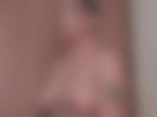 Isabela ⭐'s Live Sex Cam Show
