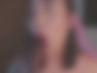 Isabela ⭐'s Live Sex Cam Show