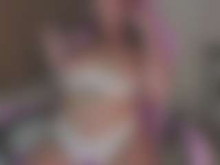 Isabela ⭐'s Live Sex Cam Show