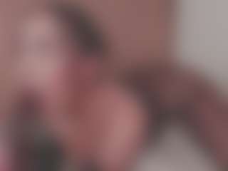 Isabela ⭐'s Live Sex Cam Show