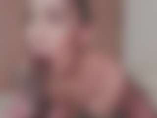 Isabela ⭐'s Live Sex Cam Show