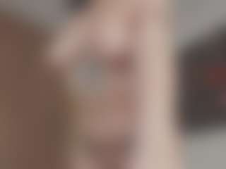 Isabela ⭐'s Live Sex Cam Show