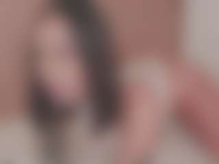 Isabela ⭐'s Live Sex Cam Show